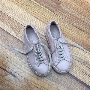 COMMON PROJECTS blush pink kids sneaker size 29